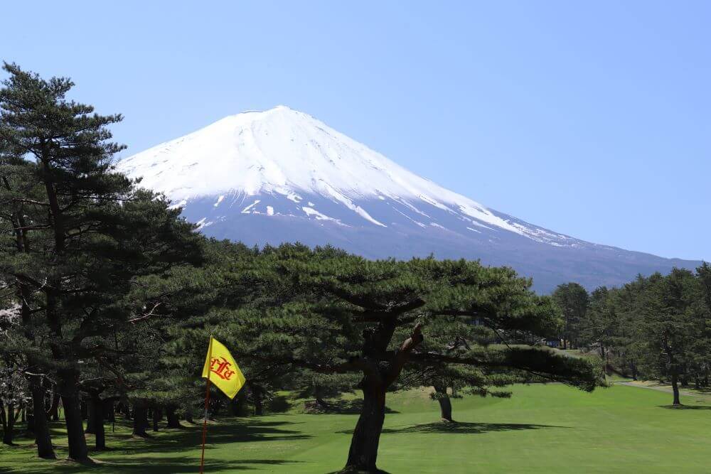 河口湖に宿泊してゴルフを楽しもう！おすすめのゴルフ場を紹介