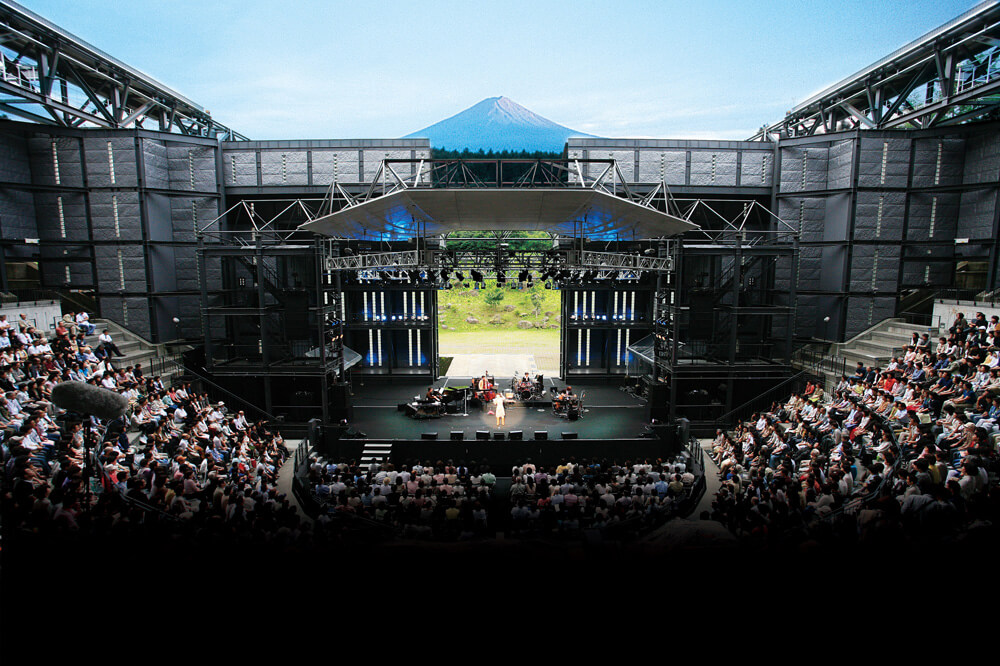 河口湖ステラシアター周辺の観光スポットや飲食店・ホテルを紹介！