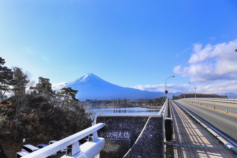 河口湖大橋の魅力 観光におすすめの周辺スポットも紹介